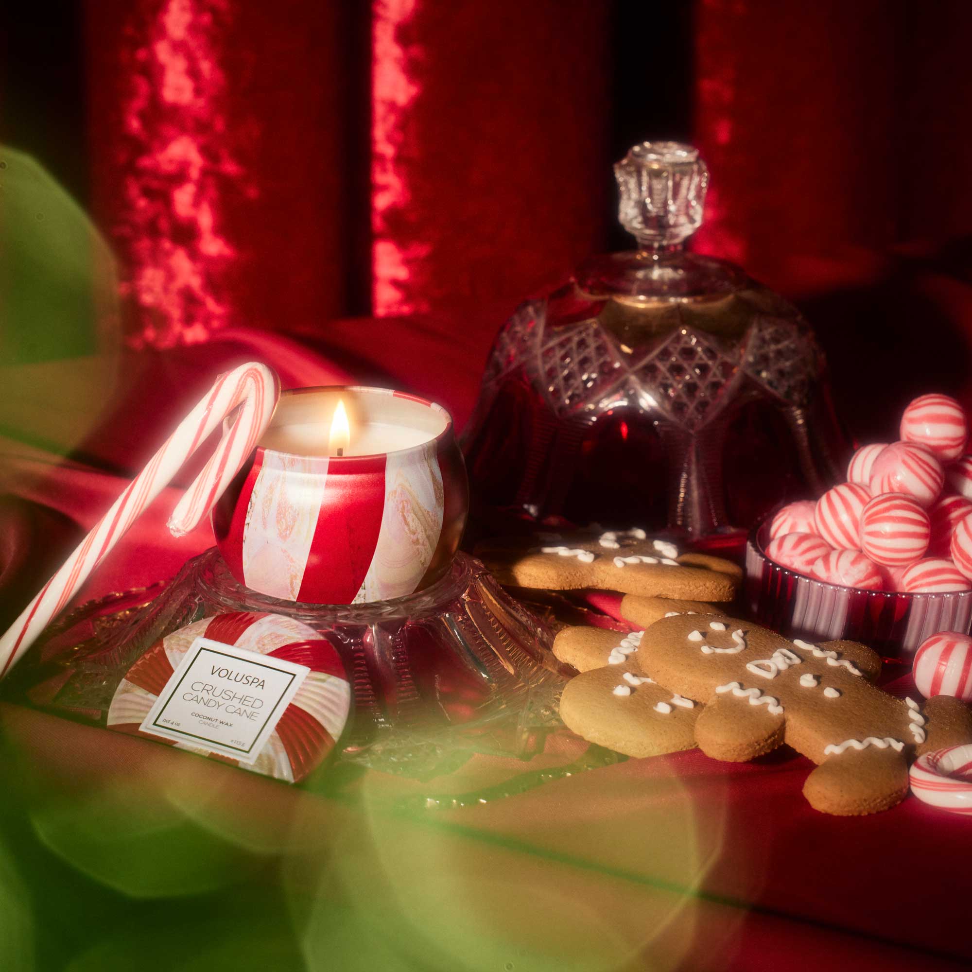 Crushed Candy Cane - Mini Tin Candle - Image 2